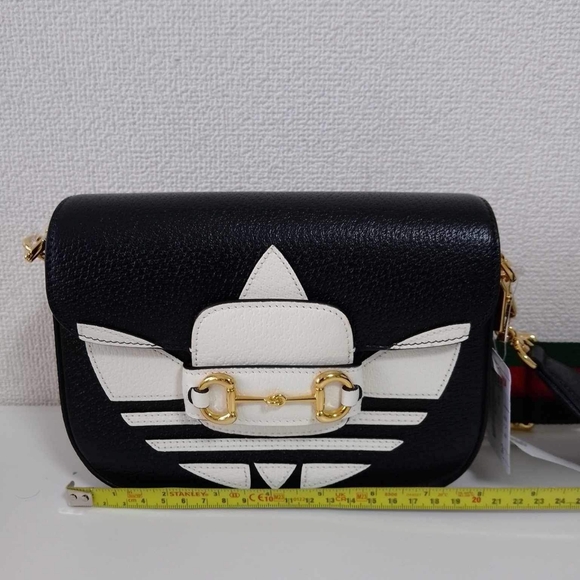 Gucci bag collab with adidas - Picture 2 of 16